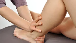 علت های ورم پا ها